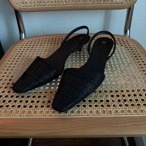 Toteme Raffia Slingback in Black, Size Eur 41.